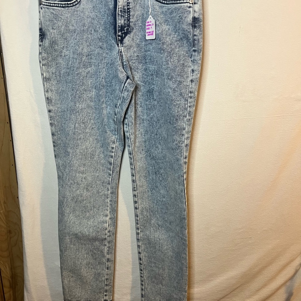 Gloria Vanderbilt Stone Wash Skinny Jeans